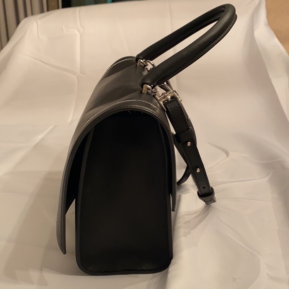 Givenchy Shark Modele shoulder bag with chain-link detailing - Picture 3 of 8